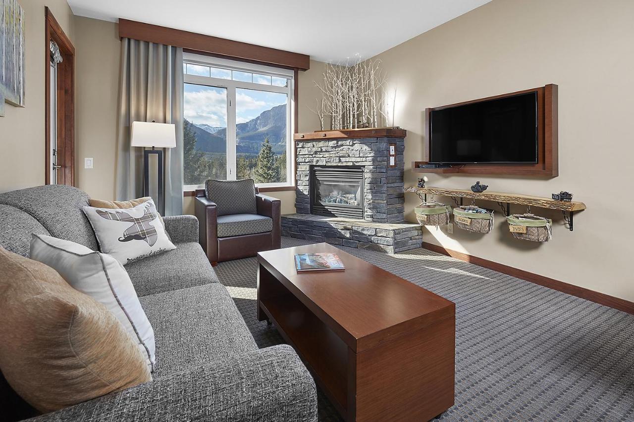 Mountain View Escape With Open Hot Tub, Views!! Villa Canmore Luaran gambar